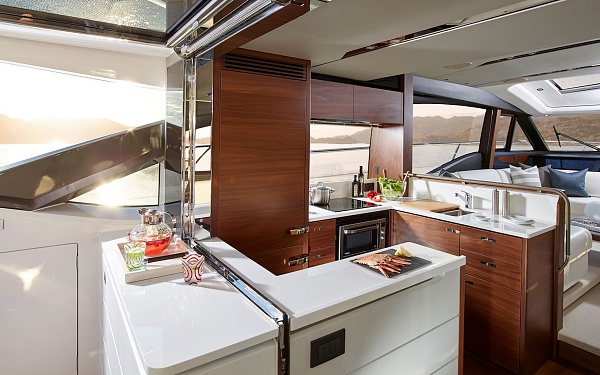 Аренда, чартер яхты Princess S65 – Nomad III на Майорке, Ибице, Балеарских островах